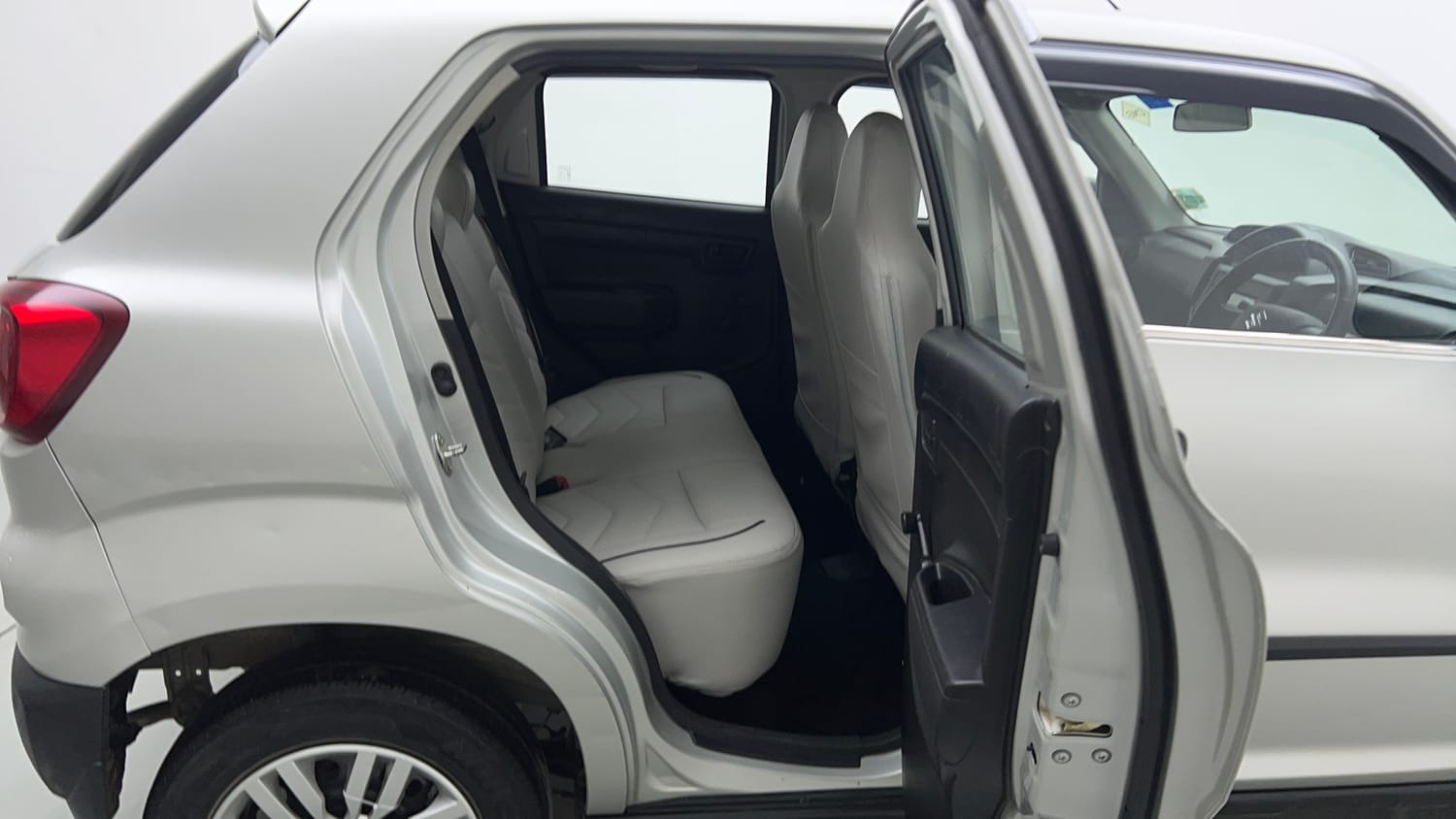 Used 2022 Maruti Suzuki S-Presso VXi (O) CNG Cng Manual interior RIGHT SIDE REAR DOOR CABIN VIEW