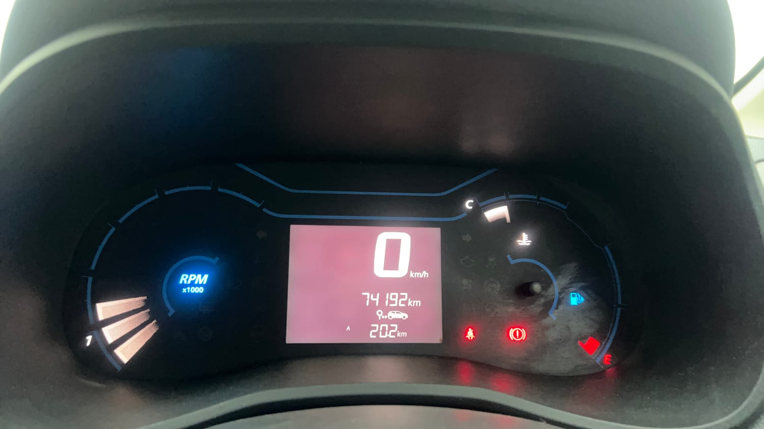 Used 2020 Renault Kwid RXT 1.0 Opt Petrol Manual interior CLUSTERMETER VIEW