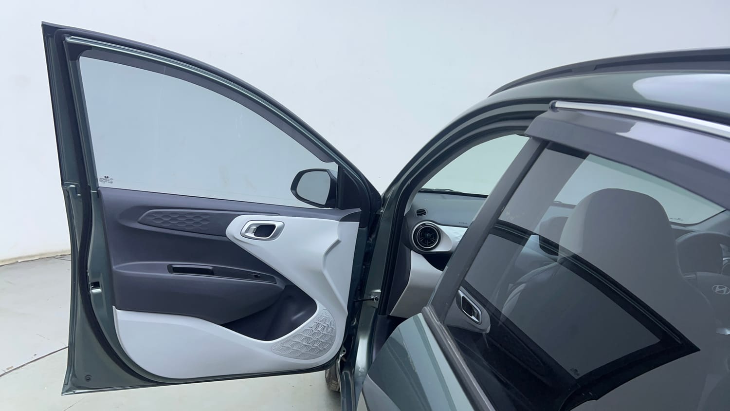 Used 2026 Hyundai Grand i10 Nios Asta 1.2 Kappa AMT Petrol Automatic interior LEFT FRONT DOOR OPEN VIEW
