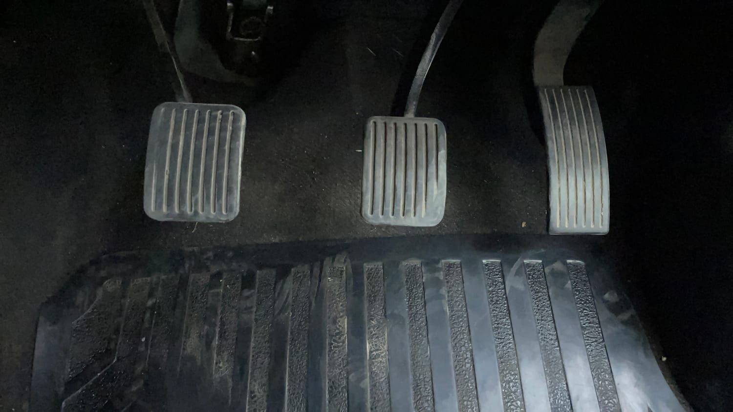 Used 2019 Hyundai Grand i10 Sportz 1.2 Kappa VTVT Petrol Manual interior PEDALS VIEW
