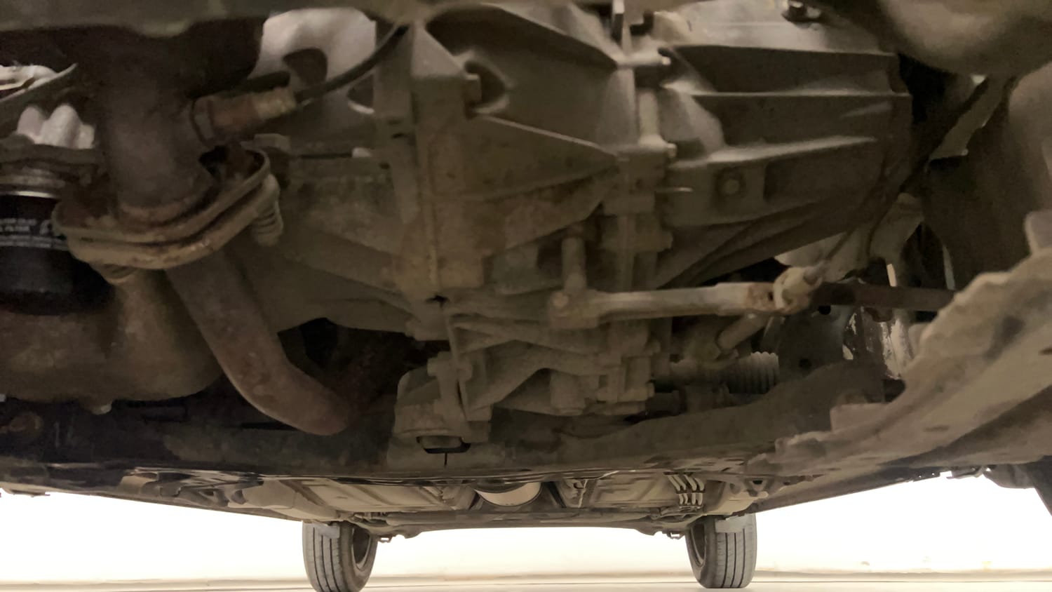 Used 2019 Maruti Suzuki Baleno Delta Petrol Manual extra FRONT LEFT UNDERBODY VIEW