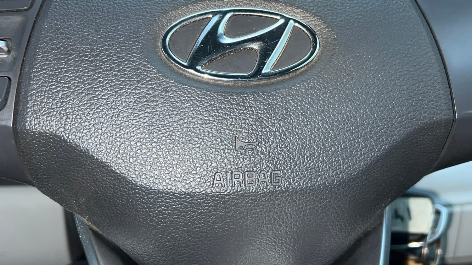 Used 2021 Hyundai Grand i10 Nios Sportz 1.2 Kappa VTVT Petrol Manual top_features Airbags