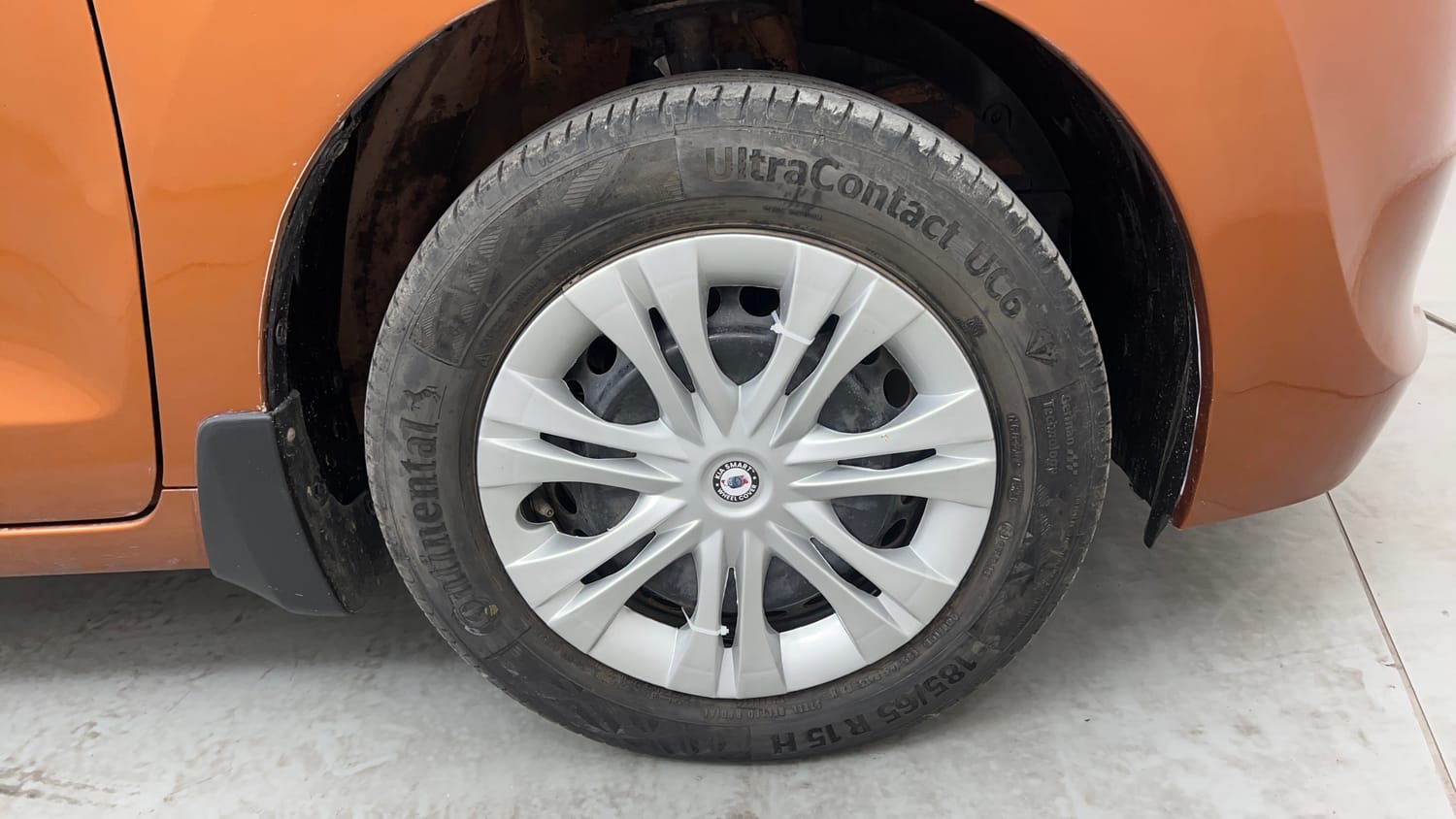 Used 2018 Maruti Suzuki Baleno Delta 1.2 Petrol Manual tyres RIGHT FRONT TYRE RIM VIEW