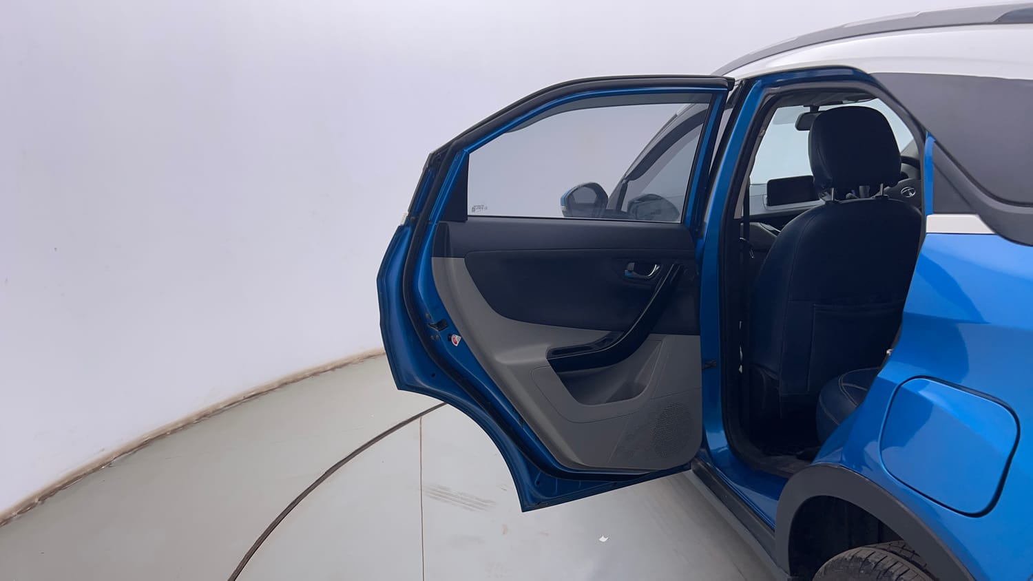 Used 2020 Tata Nexon XZA Plus (O) Petrol Automatic interior LEFT REAR DOOR OPEN VIEW