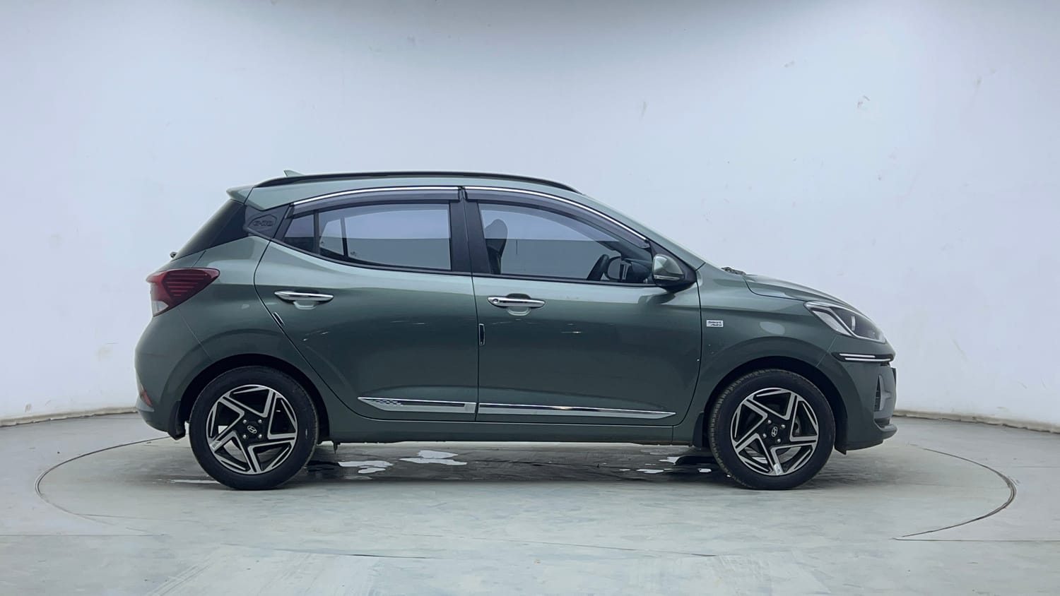Used 2026 Hyundai Grand i10 Nios Asta 1.2 Kappa AMT Petrol Automatic exterior RIGHT SIDE VIEW