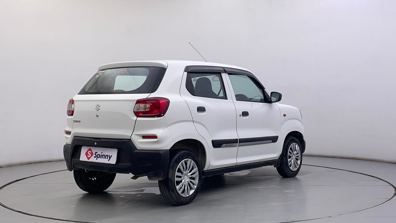 Used 2023 Maruti Suzuki S-Presso VXi S-CNG Cng Manual exterior RIGHT REAR CORNER VIEW