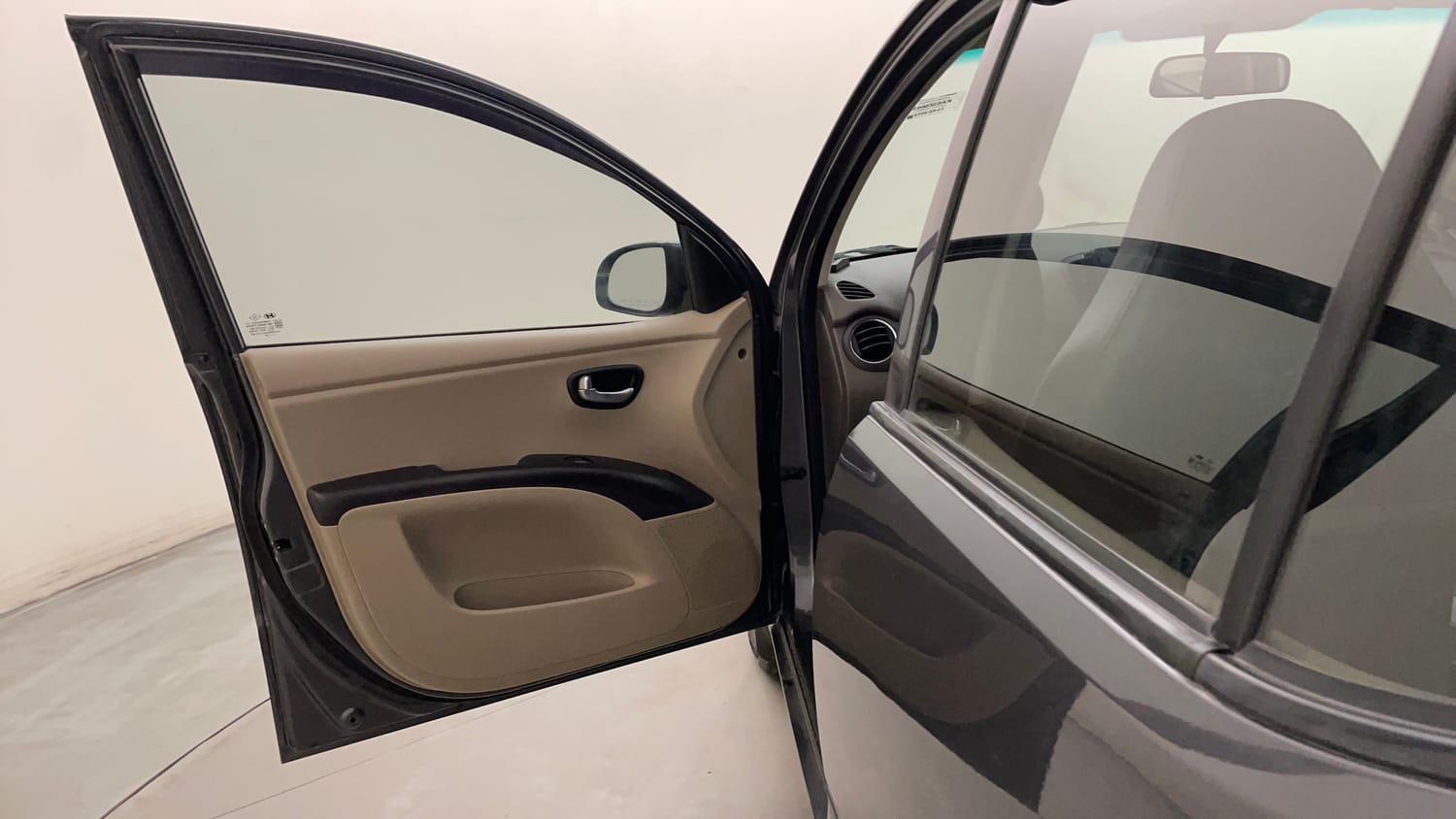 Used 2012 Hyundai i10 Sportz 1.2 Kappa2 Petrol Manual interior LEFT FRONT DOOR OPEN VIEW