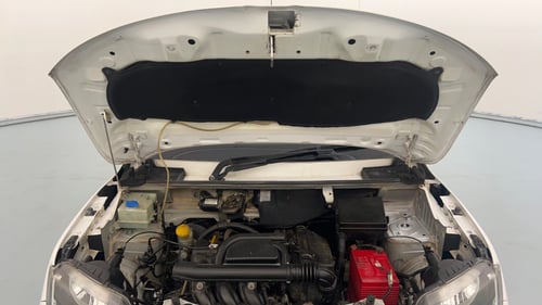 Used 2018 Renault Kwid RXT (O) 1.0 SCE Edition Petrol Manual engine ENGINE & BONNET OPEN FRONT VIEW