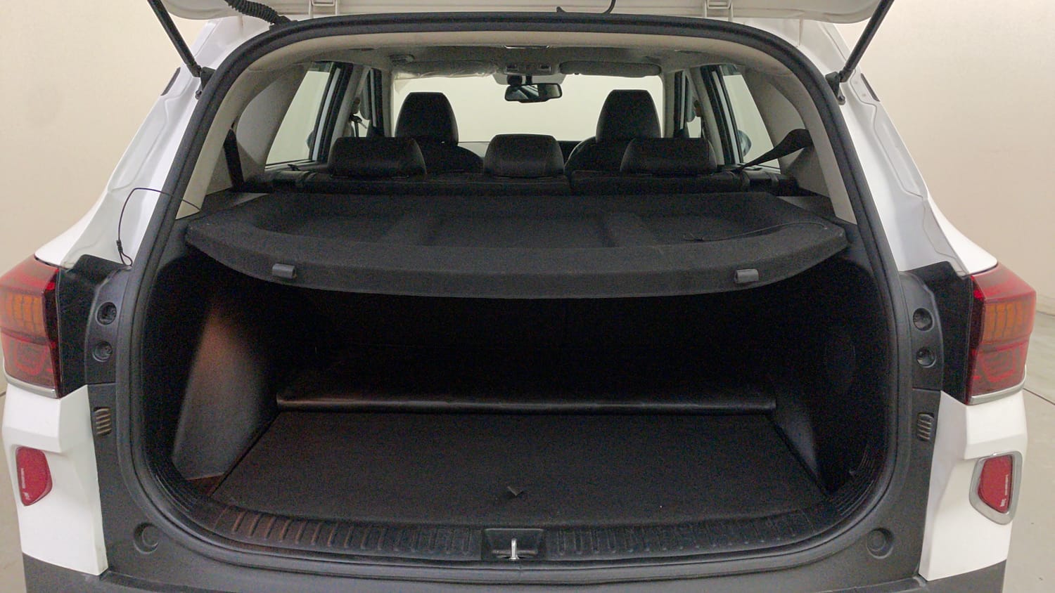 Used 2023 Kia Seltos GTX Plus 1.5 Diesel AT Diesel Automatic interior DICKY INSIDE VIEW