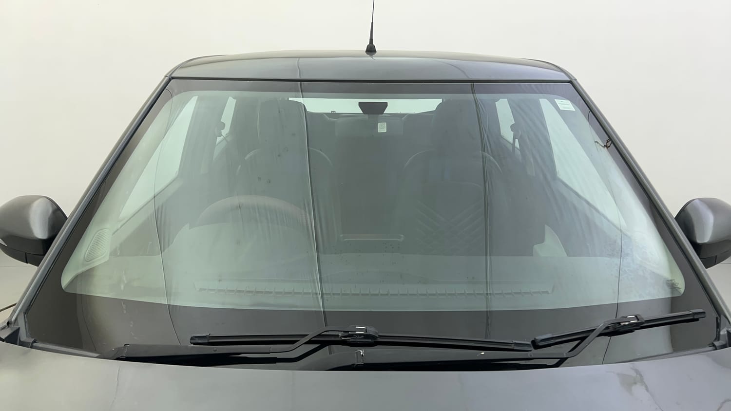 Used 2022 Tata Punch Pure Rhythm Pack MT Petrol Manual exterior FRONT WINDSHIELD VIEW