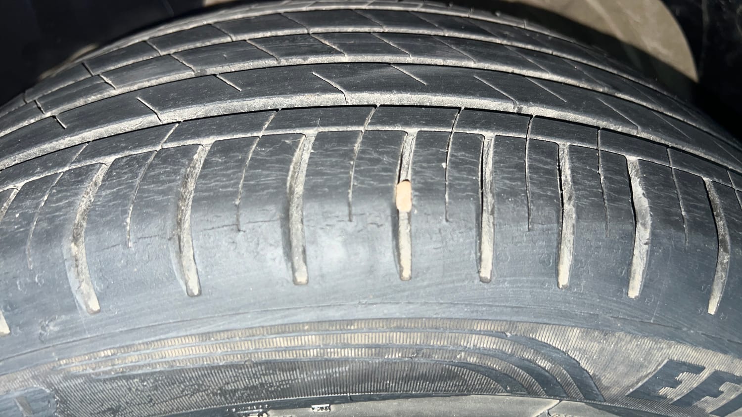 Used 2021 MG Motors Hector Sharp 1.5 Petrol CVT Petrol Automatic tyres LEFT FRONT TYRE TREAD VIEW