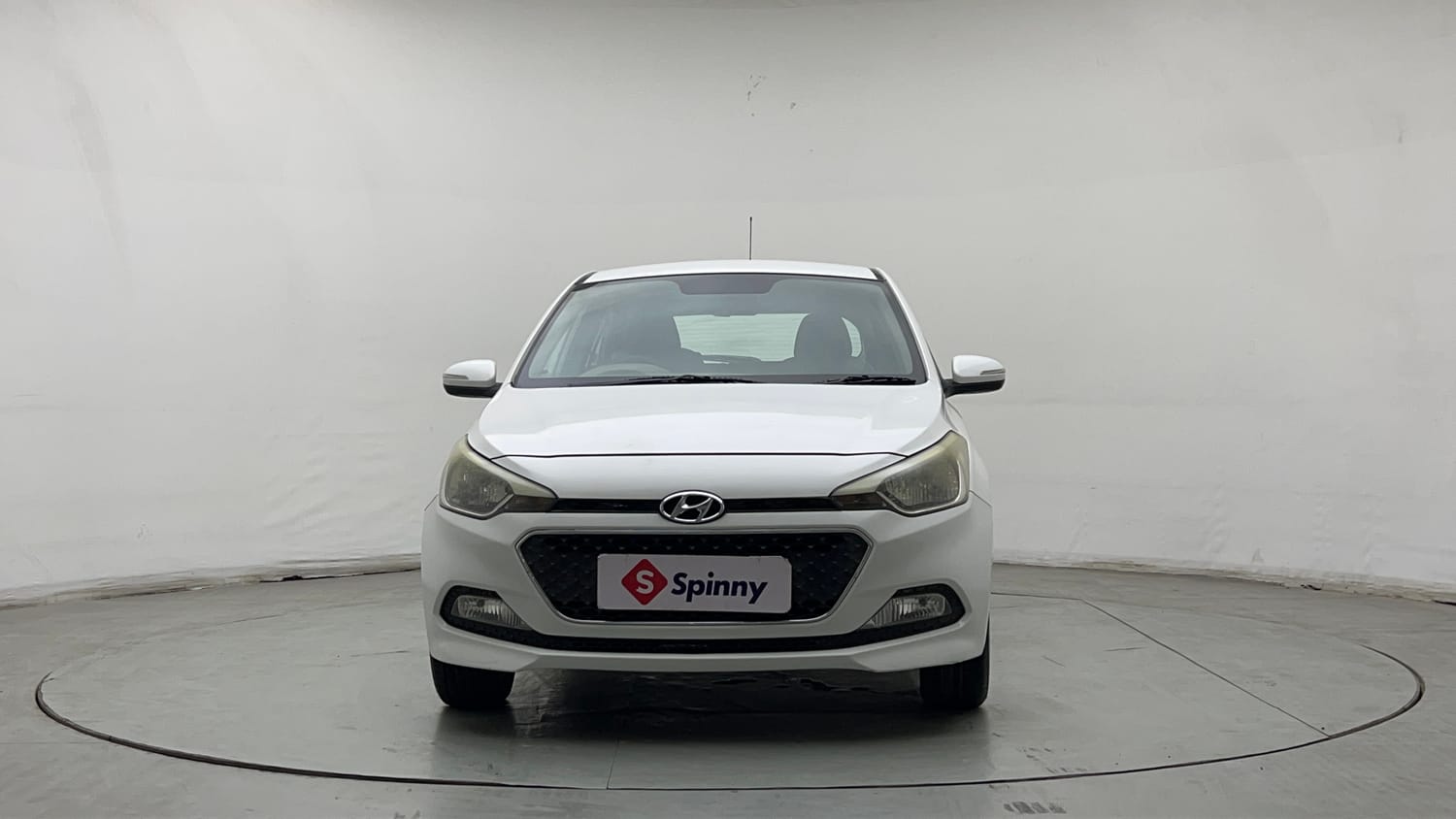 Used 2015 Hyundai Elite i20 Asta 1.2 Petrol Manual exterior FRONT VIEW