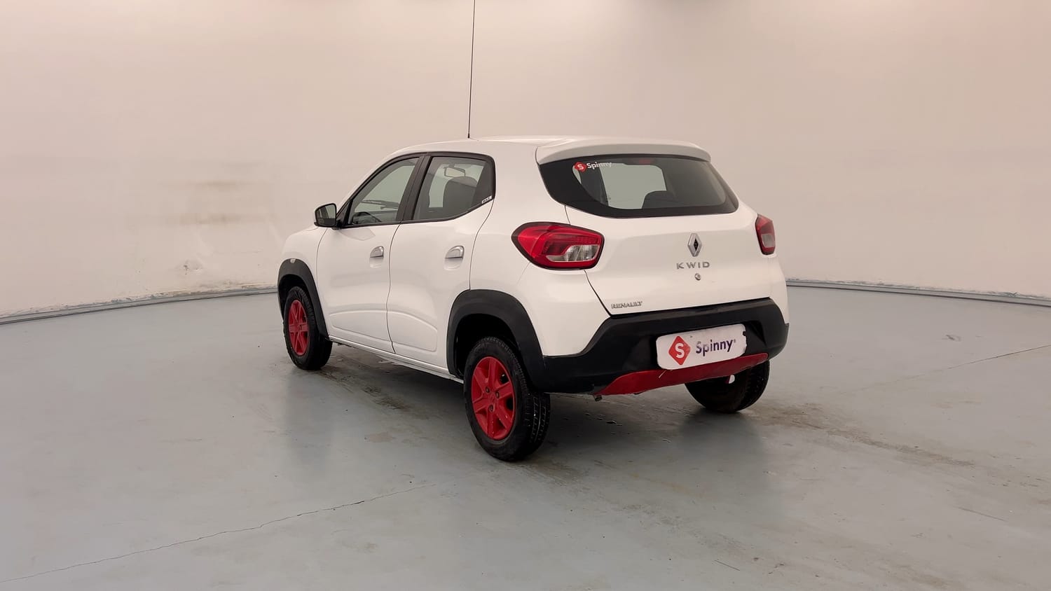 Used 2017 renault Kwid 1.0 RXT Anniversary Edition Petrol Manual exterior LEFT REAR CORNER VIEW