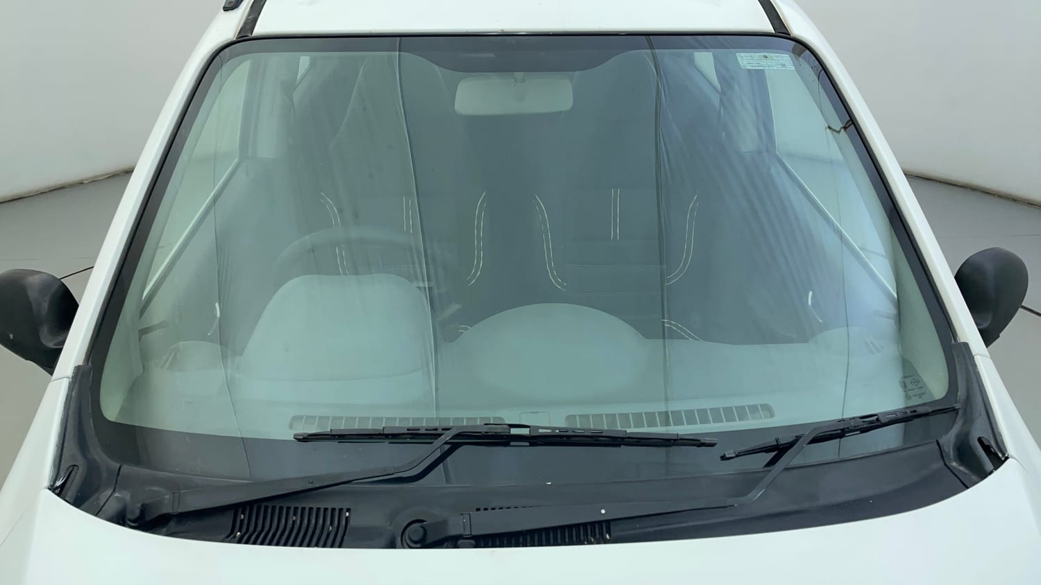 Used 2014 Maruti Suzuki Alto 800 Lxi Petrol Manual exterior FRONT WINDSHIELD VIEW