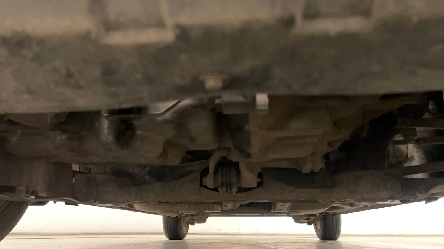 Used 2015 Honda City V Petrol Manual extra FRONT LEFT UNDERBODY VIEW