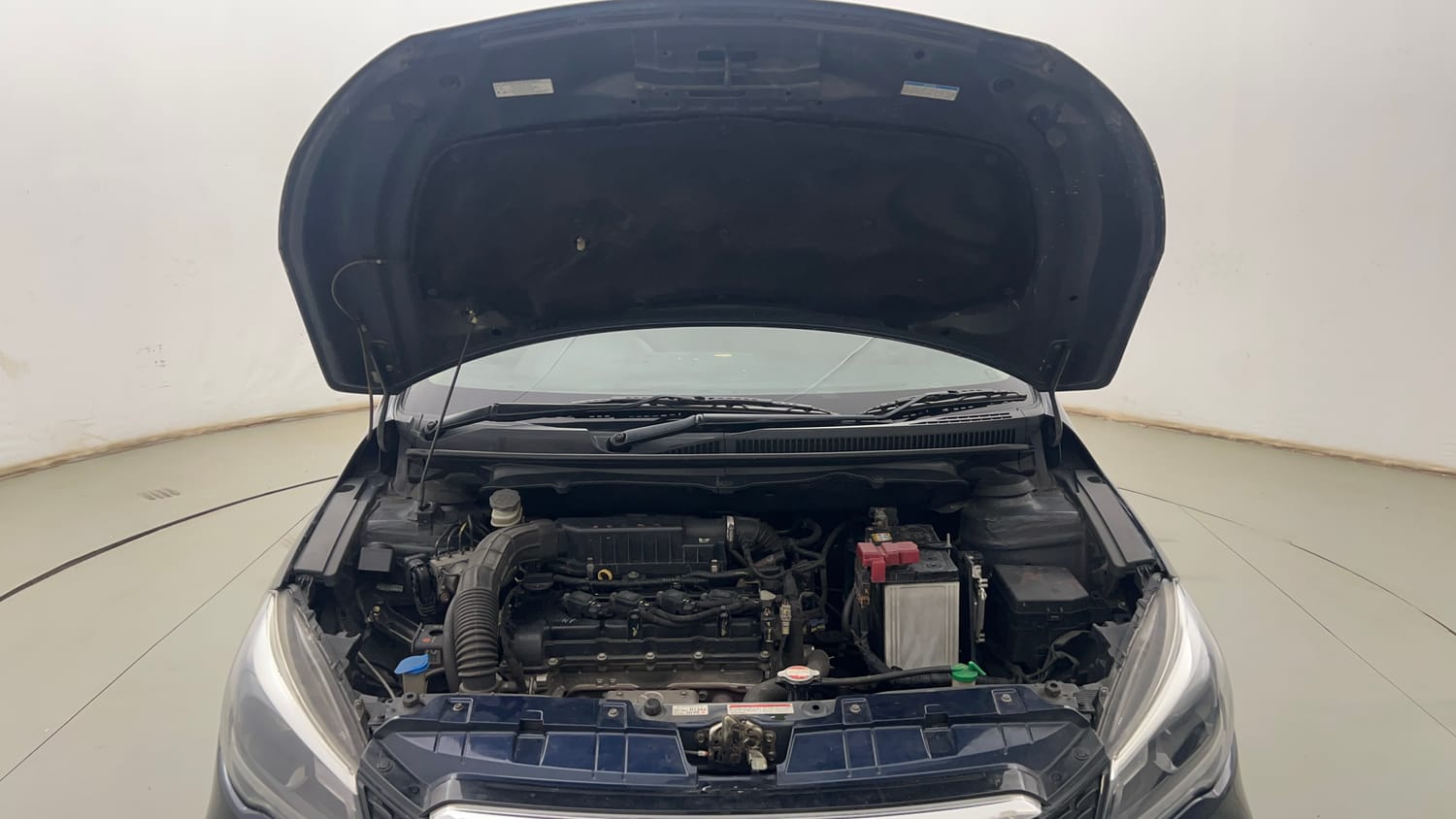 Used 2022 Maruti Suzuki Ciaz Zeta 1.5 Petrol Manual engine ENGINE & BONNET OPEN FRONT VIEW