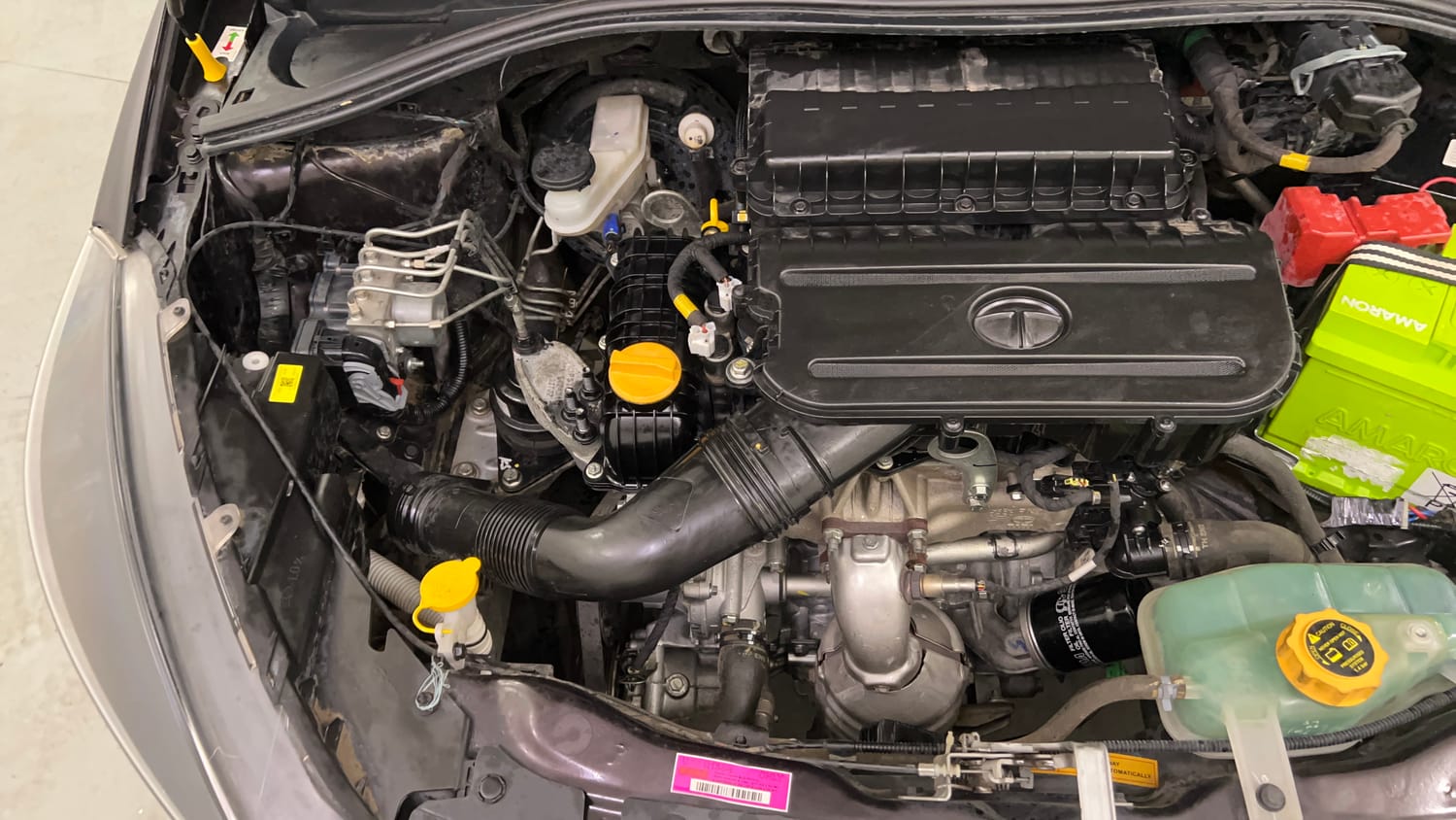 Used 2022 Tata Tiago XT CNG Cng Manual engine ENGINE RIGHT SIDE VIEW