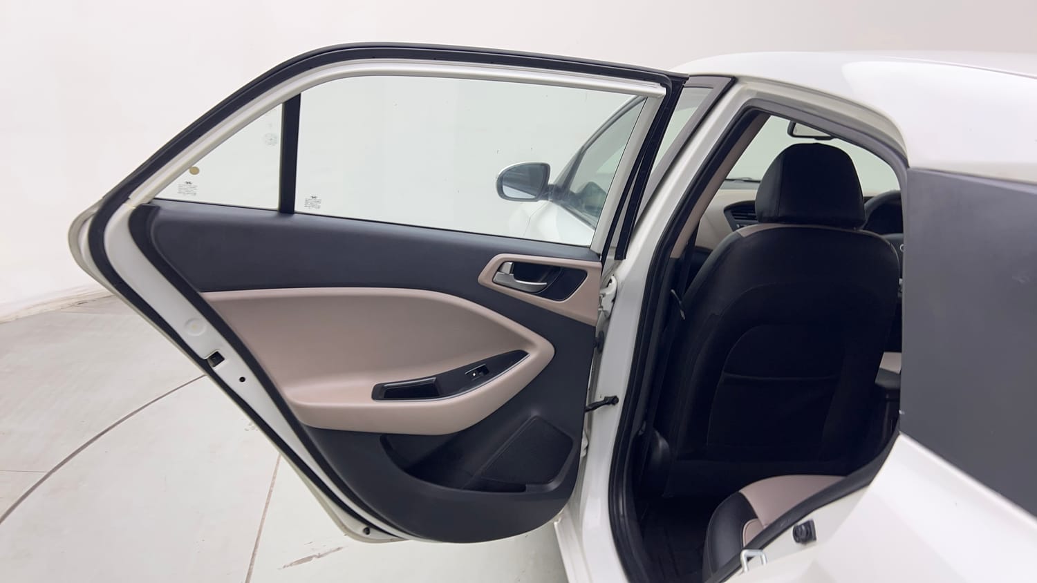 Used 2015 Hyundai Elite i20 Asta 1.2 Petrol Manual interior LEFT REAR DOOR OPEN VIEW