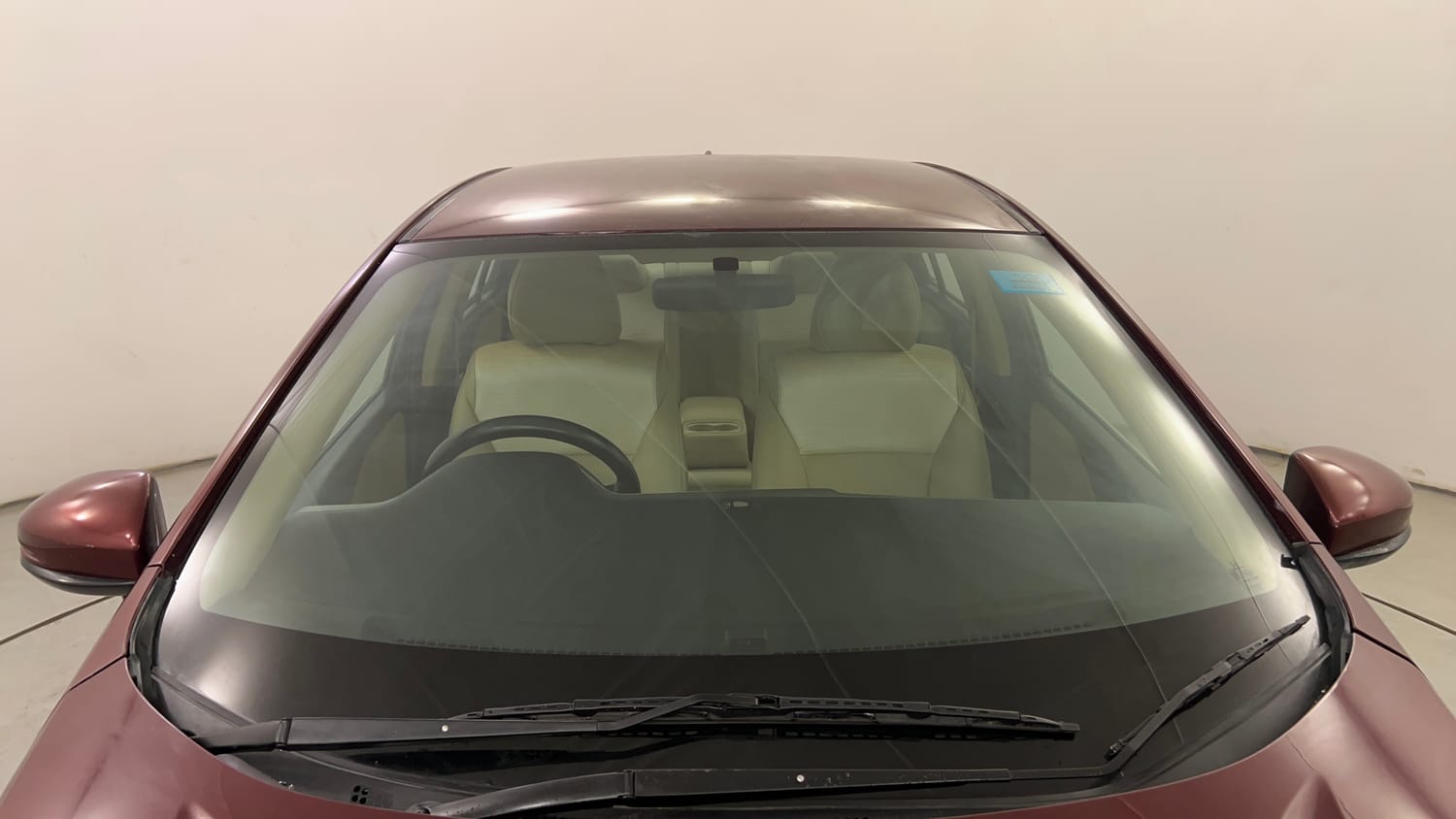 Used 2015 Honda City V Petrol Manual exterior FRONT WINDSHIELD VIEW