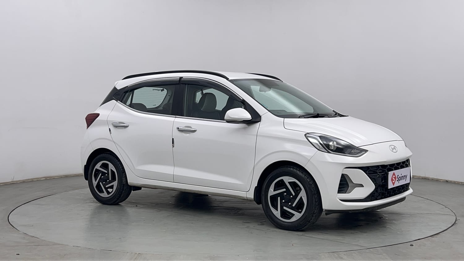 Used 2023 Hyundai Grand i10 Nios Sportz 1.2 Kappa VTVT Petrol Manual exterior RIGHT FRONT CORNER VIEW