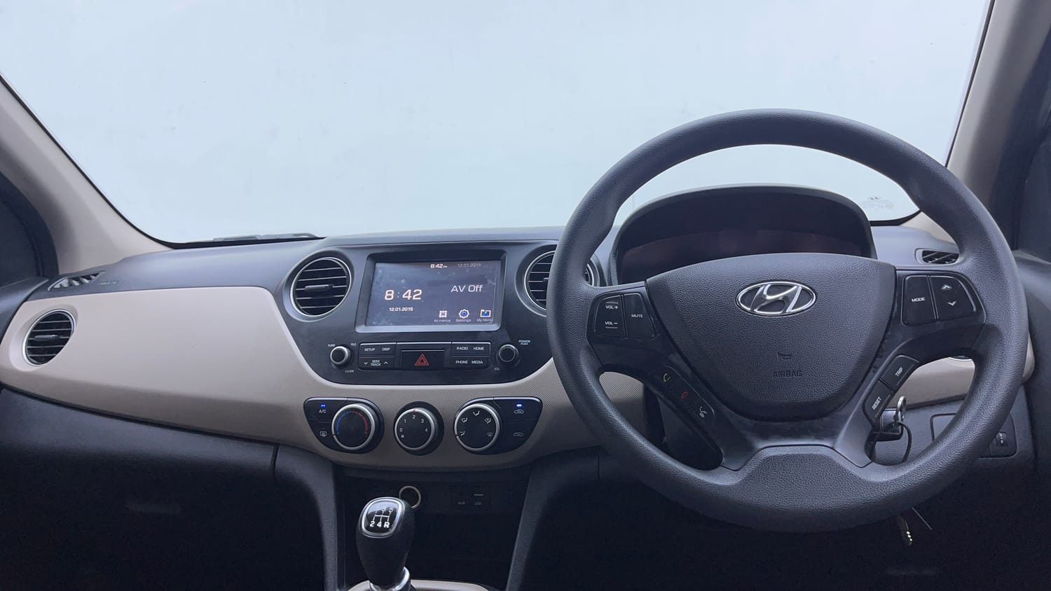Used 2019 Hyundai Grand i10 Sportz 1.2 Kappa VTVT Petrol Manual interior DASHBOARD VIEW