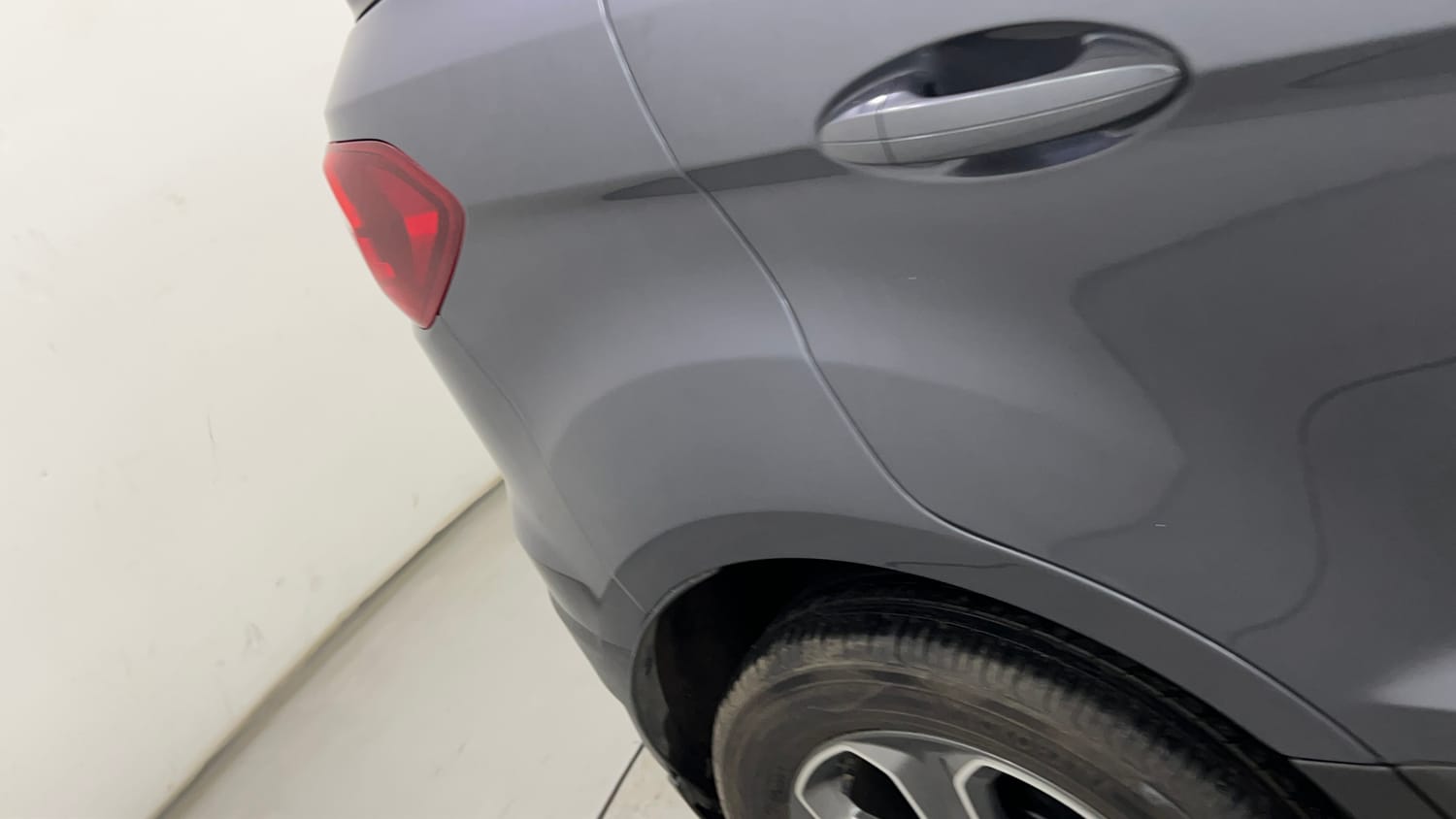 Used 2021 Ford EcoSport S MT 1.5 Ti-VCT Petrol Manual dents MINOR SCRATCH