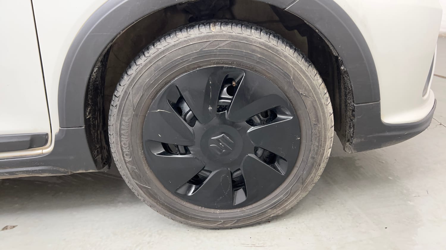 Used 2019 Maruti Suzuki Celerio X Zxi (O) AMT Petrol Automatic tyres RIGHT FRONT TYRE RIM VIEW