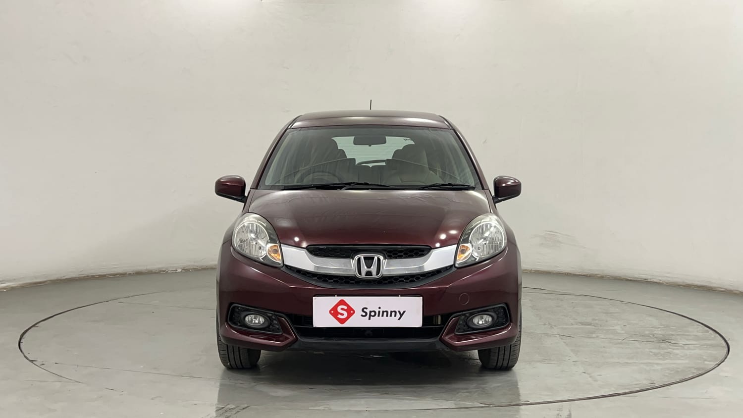 Used 2014 Honda Mobilio V (O) Petrol Petrol Manual exterior FRONT VIEW
