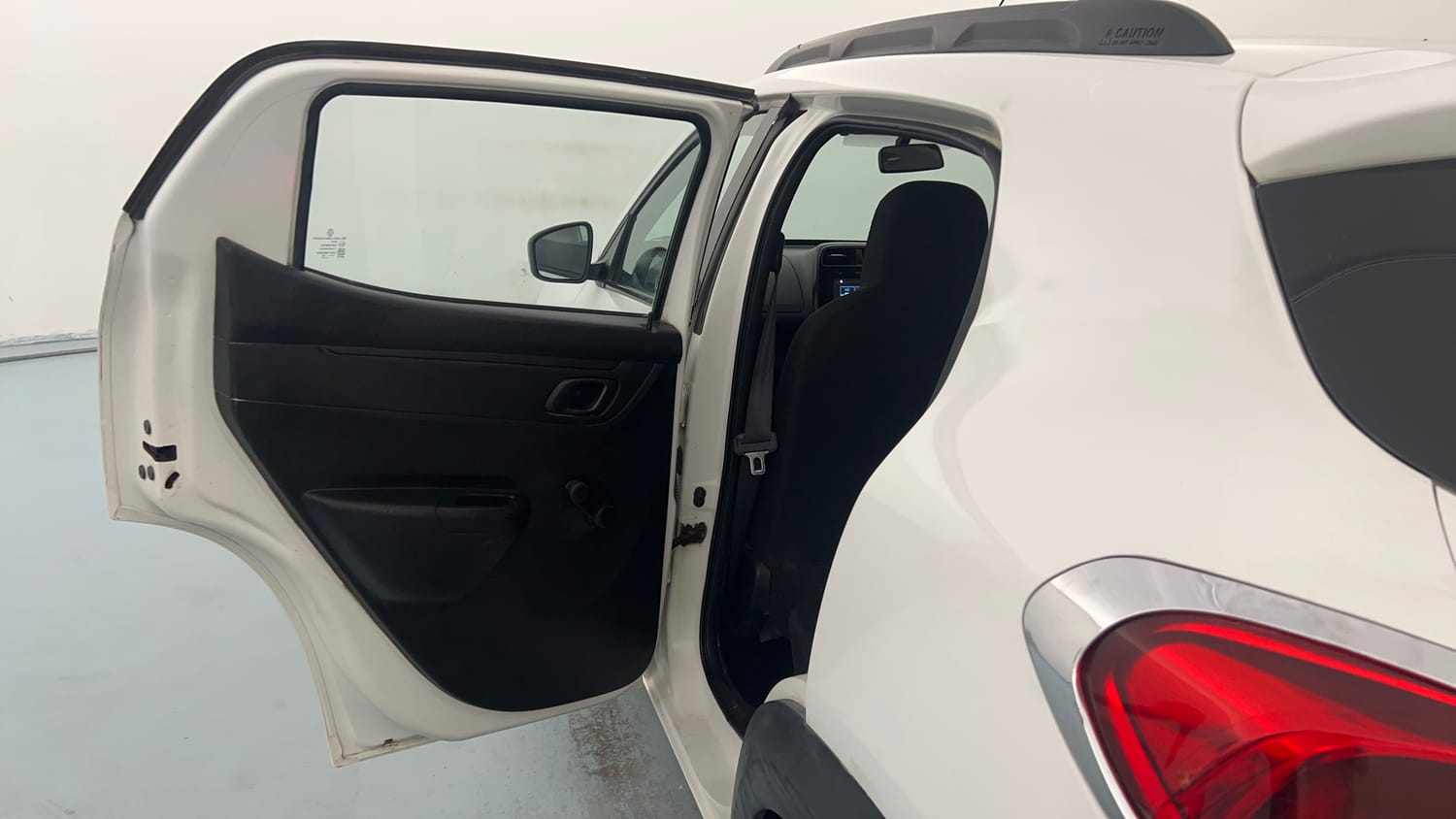 Used 2018 Renault Kwid RXT (O) 1.0 SCE Edition Petrol Manual interior LEFT REAR DOOR OPEN VIEW