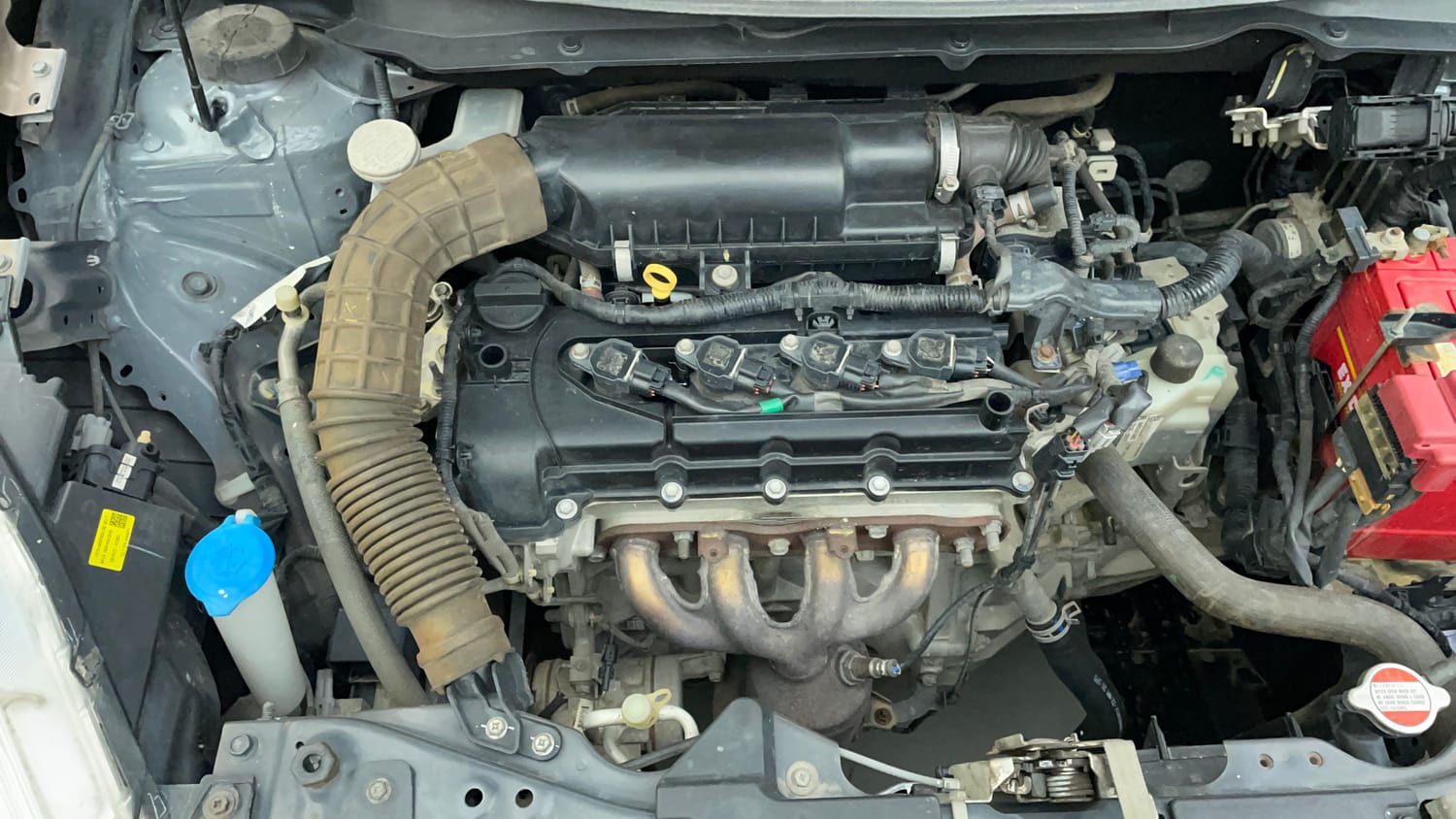 Used 2018 Maruti Suzuki Dzire VXi Petrol Automatic engine ENGINE RIGHT SIDE VIEW