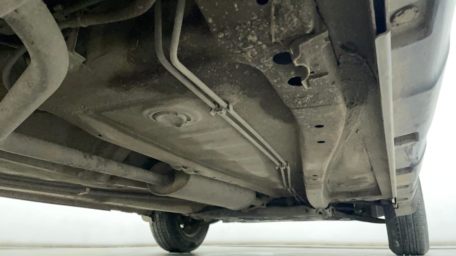 Used 2023 Maruti Suzuki S-Presso VXi S-CNG Cng Manual extra REAR RIGHT UNDERBODY VIEW