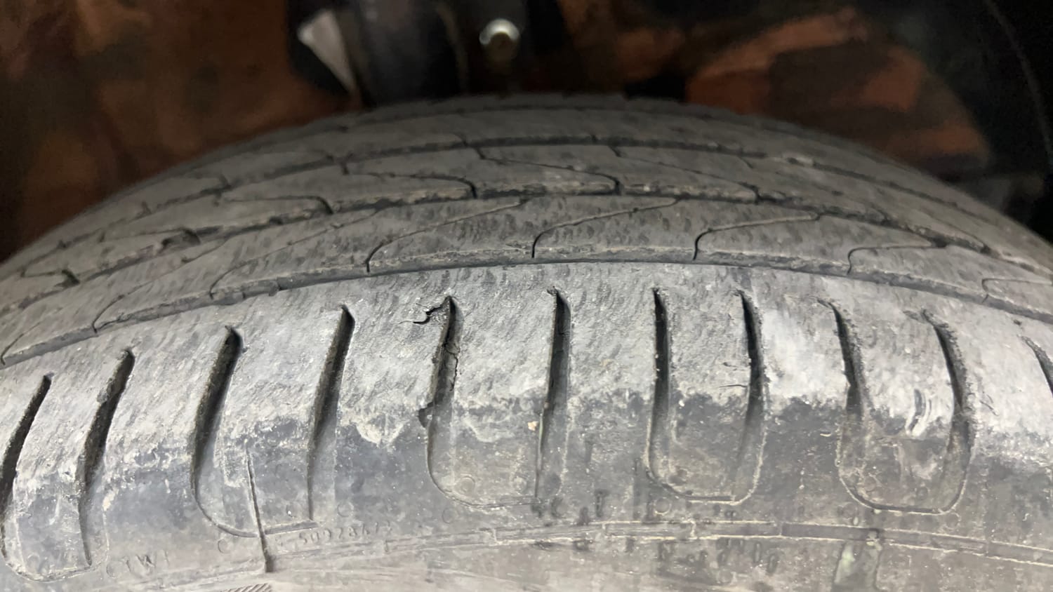 Used 2018 Maruti Suzuki Baleno Delta 1.2 Petrol Manual tyres RIGHT FRONT TYRE TREAD VIEW