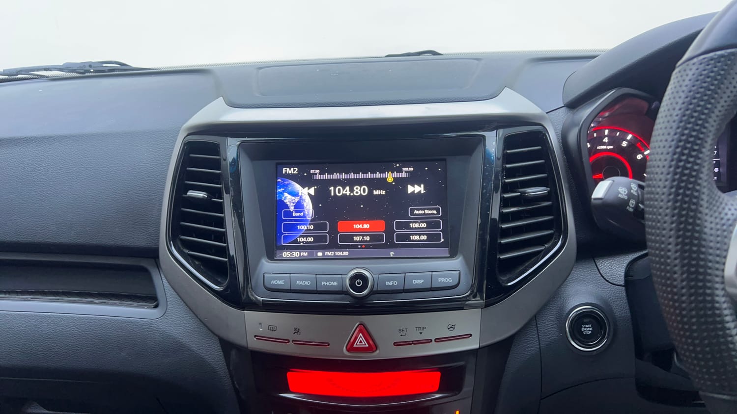 Used 2023 Mahindra XUV 300 TurboSport W8 Petrol Manual interior MUSIC SYSTEM & AC CONTROL VIEW