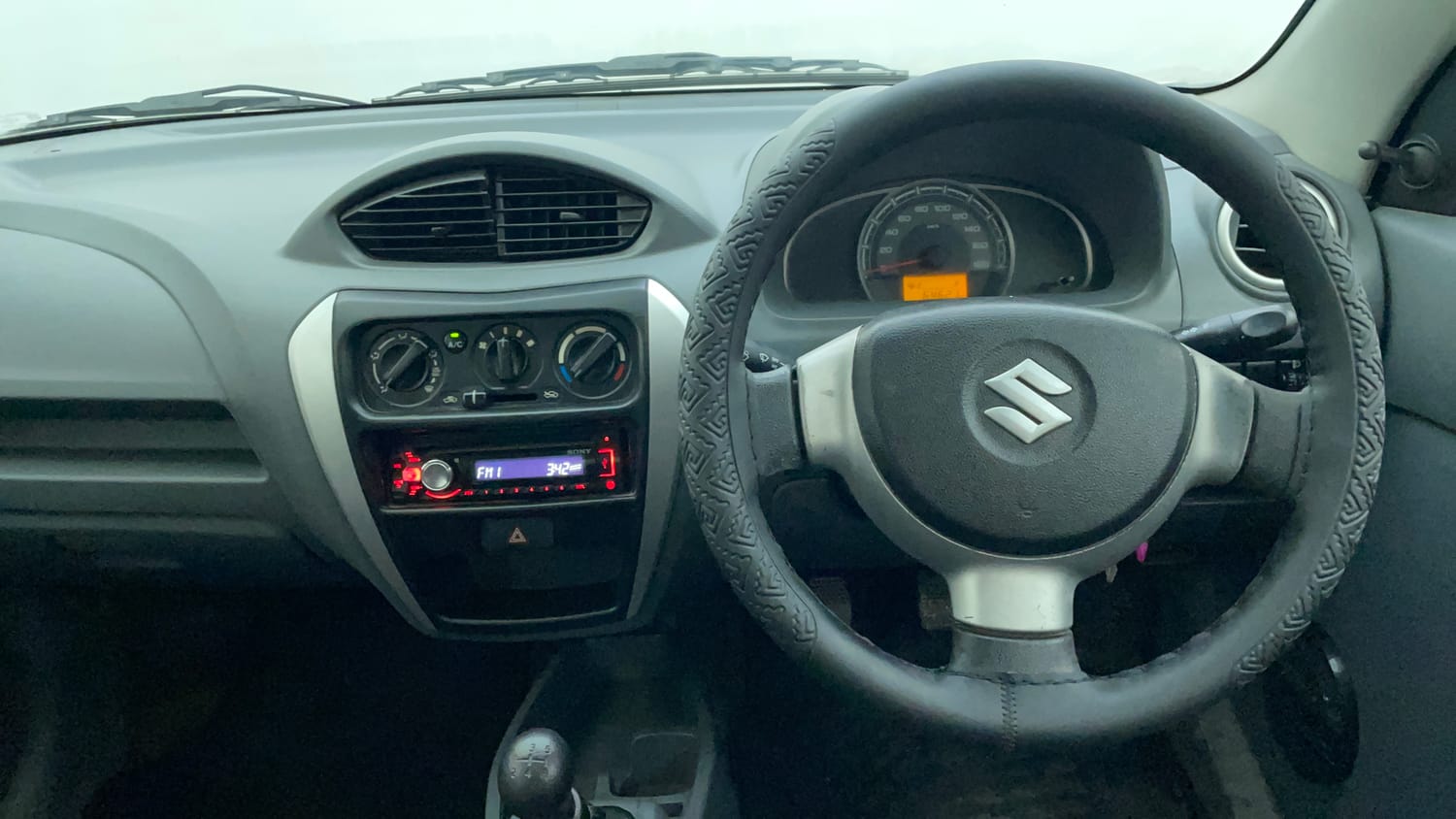 Used 2014 Maruti Suzuki Alto 800 Lxi Petrol Manual interior STEERING VIEW