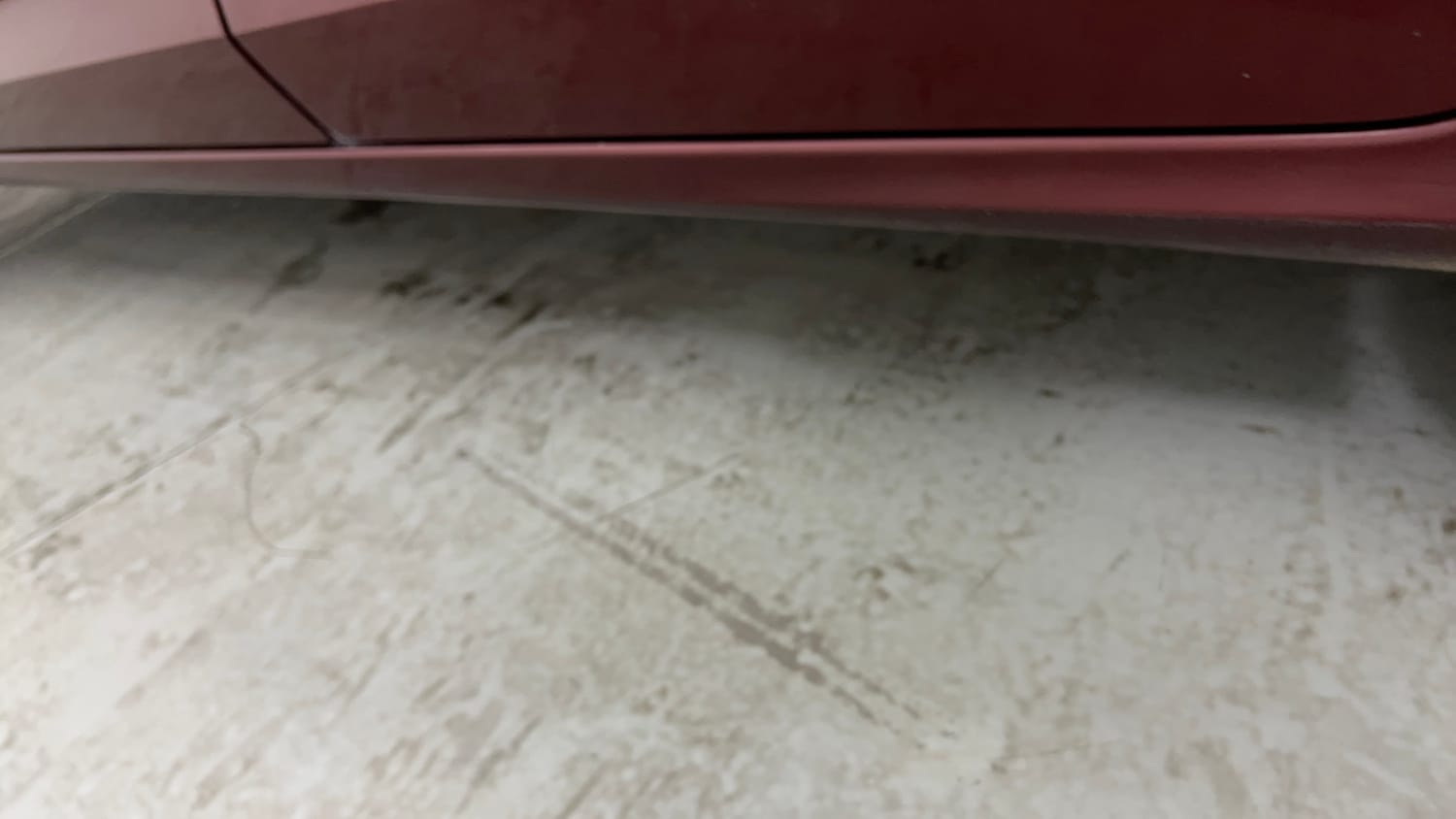 Used 2014 Honda Mobilio V (O) Petrol Petrol Manual dents MINOR SCRATCH