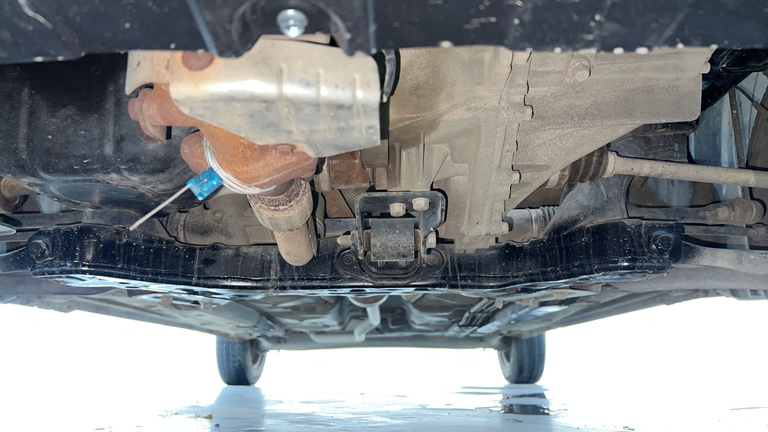 Used 2022 Hyundai Santro Sportz Petrol Manual extra FRONT LEFT UNDERBODY VIEW