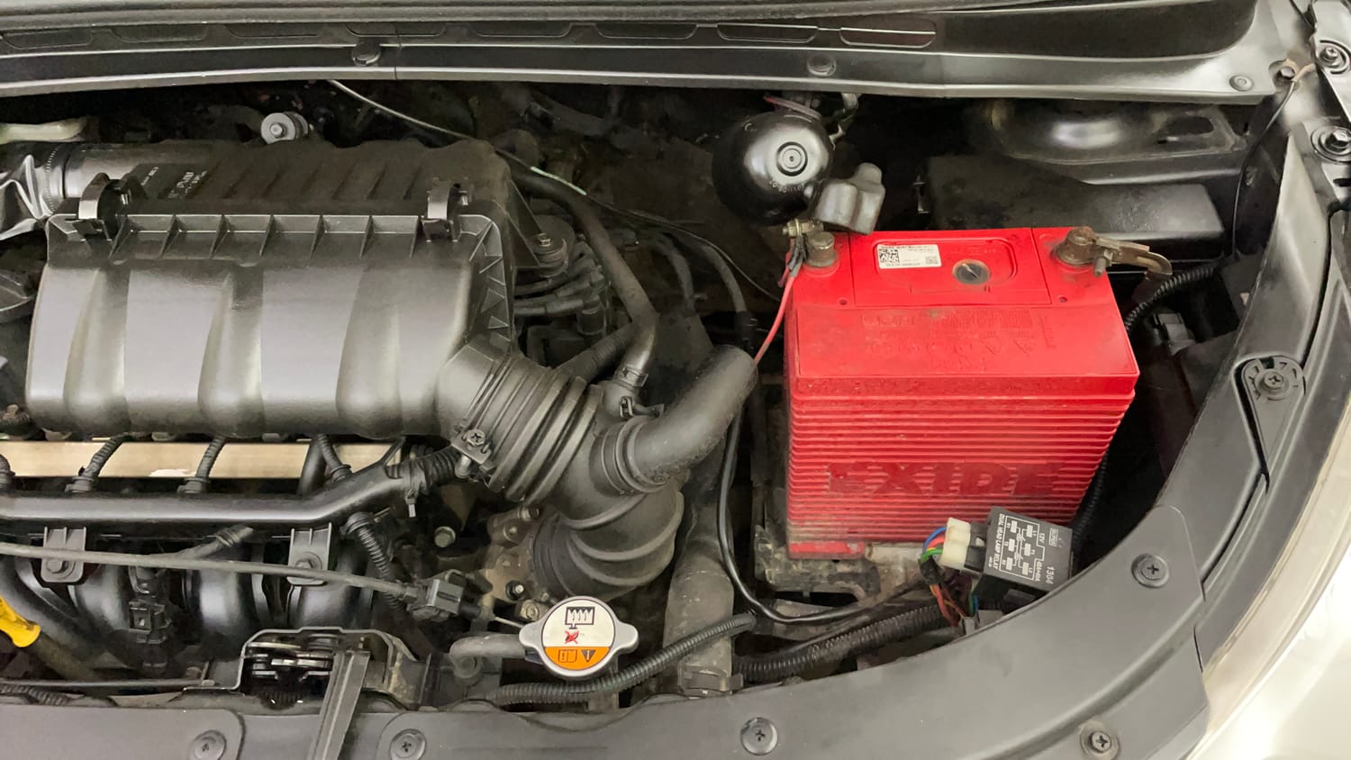 Used 2012 Hyundai i10 Sportz 1.2 Kappa2 Petrol Manual engine ENGINE LEFT SIDE VIEW