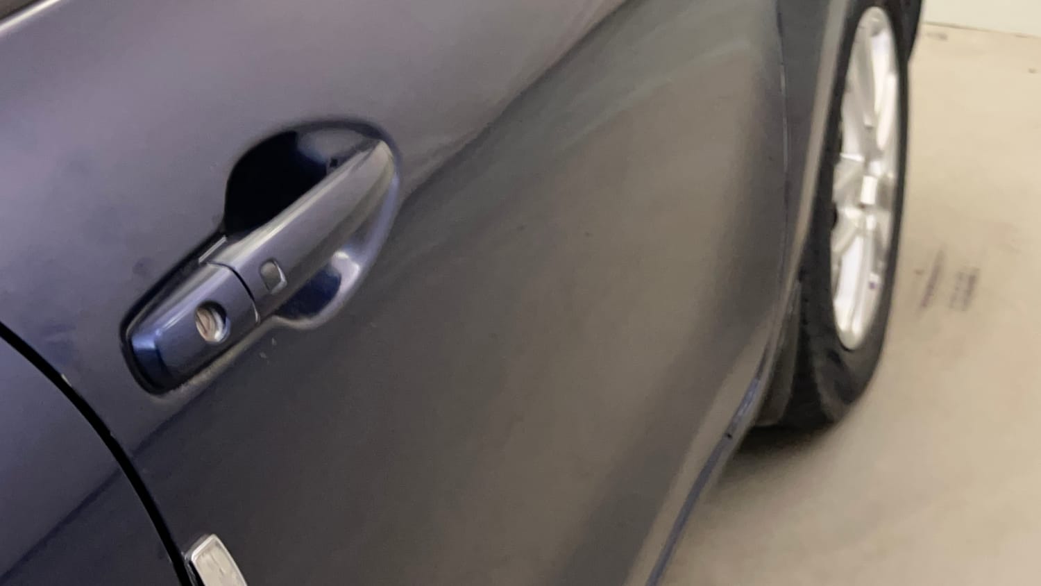 Used 2018 Maruti Suzuki Swift ZXi AMT Petrol Automatic dents MINOR SCRATCH
