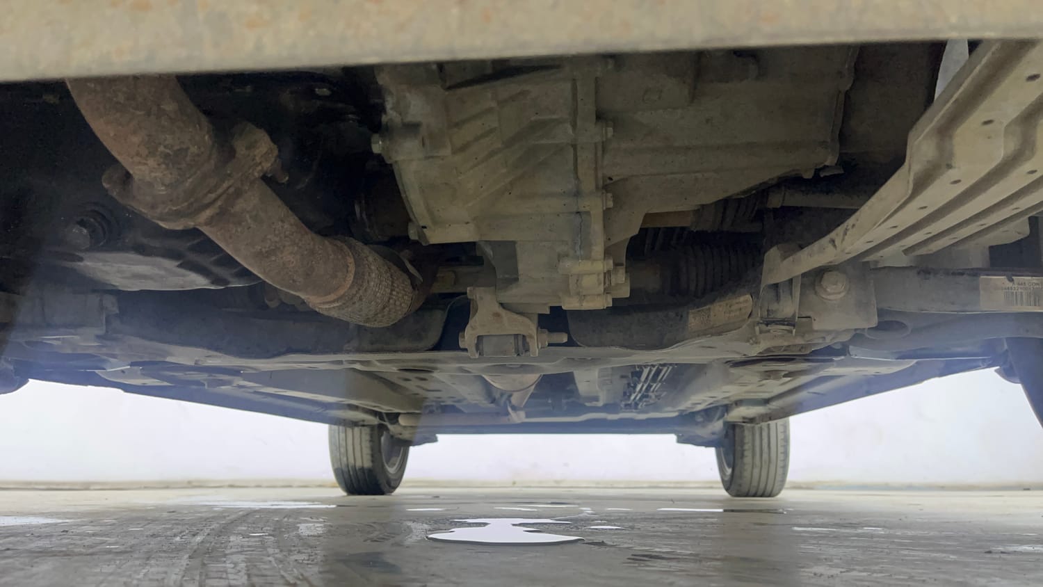 Used 2022 Tata Punch Kaziranga Creative MT Petrol Manual extra FRONT LEFT UNDERBODY VIEW