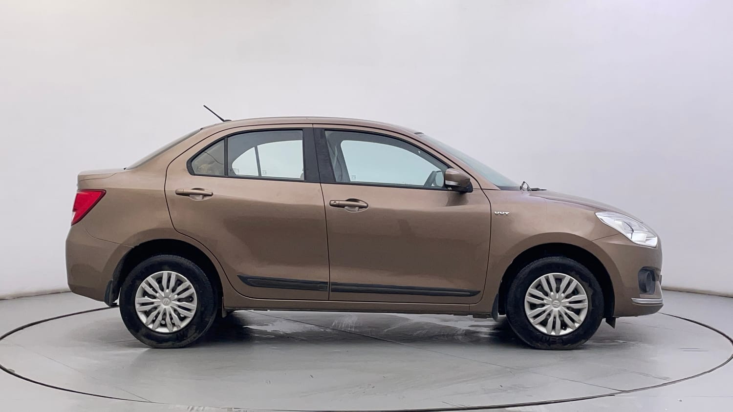 Used 2018 Maruti Suzuki Dzire VXi Petrol Automatic exterior RIGHT SIDE VIEW