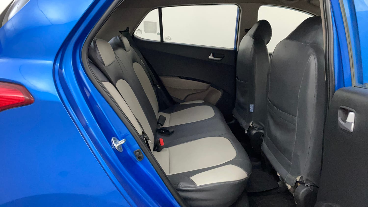 Used 2018 Hyundai Grand i10 Sportz AT 1.2 Kappa VTVT Petrol Automatic interior RIGHT SIDE REAR DOOR CABIN VIEW