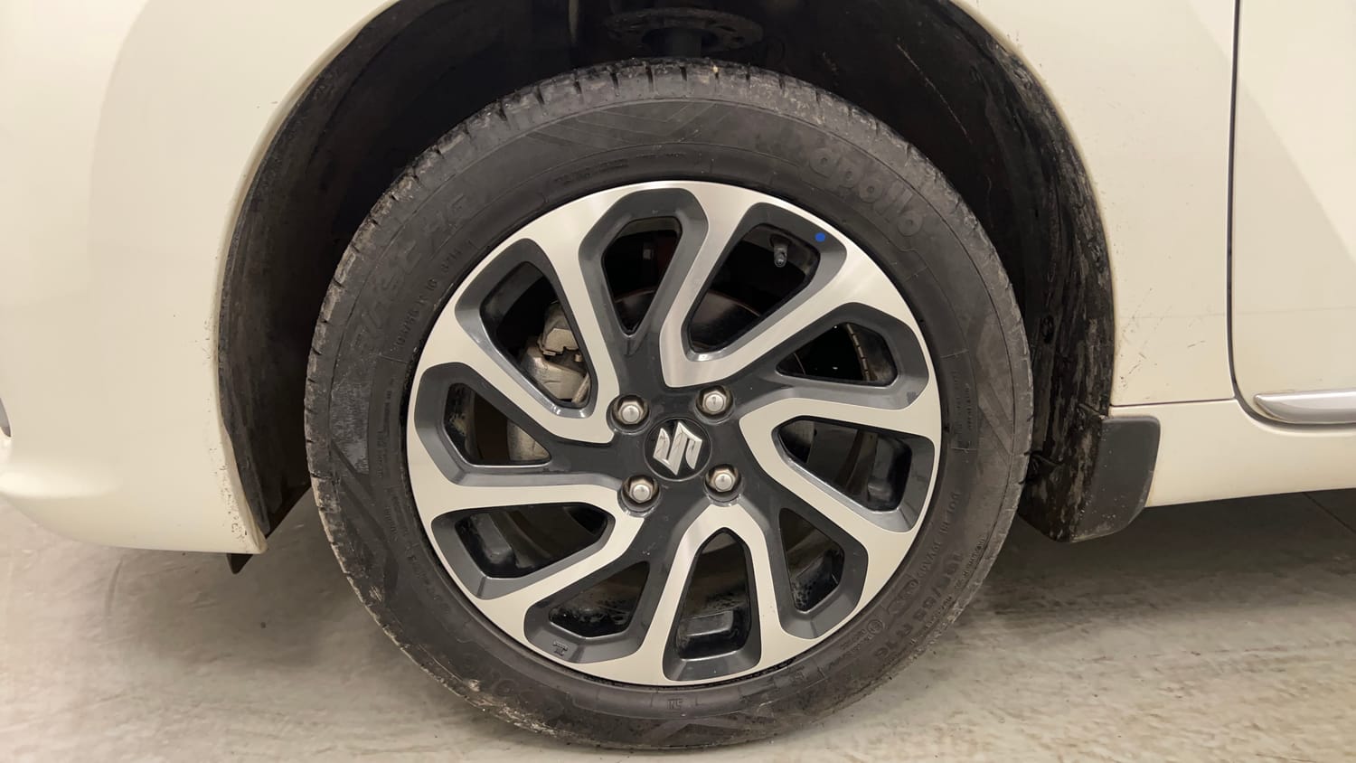 Used 2025 Maruti Suzuki Baleno Alpha AGS Petrol Automatic tyres LEFT FRONT TYRE RIM VIEW