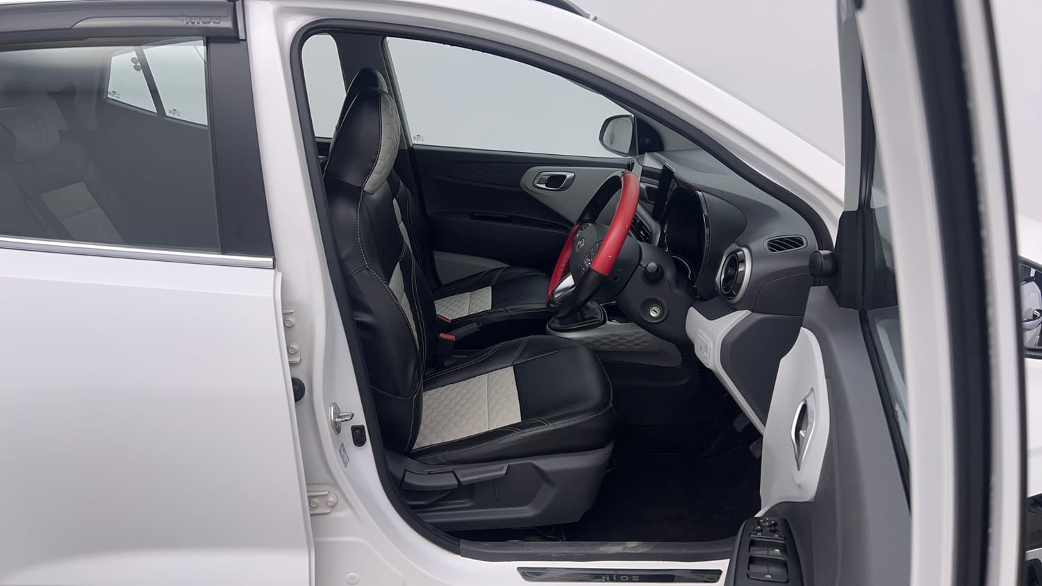 Used 2023 Hyundai Grand i10 Nios Sportz 1.2 Kappa VTVT Petrol Manual interior RIGHT SIDE FRONT DOOR CABIN VIEW