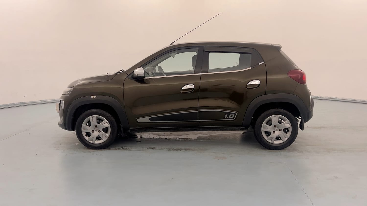 Used 2020 Renault Kwid 1.0 RXT Opt Petrol Manual exterior LEFT SIDE VIEW