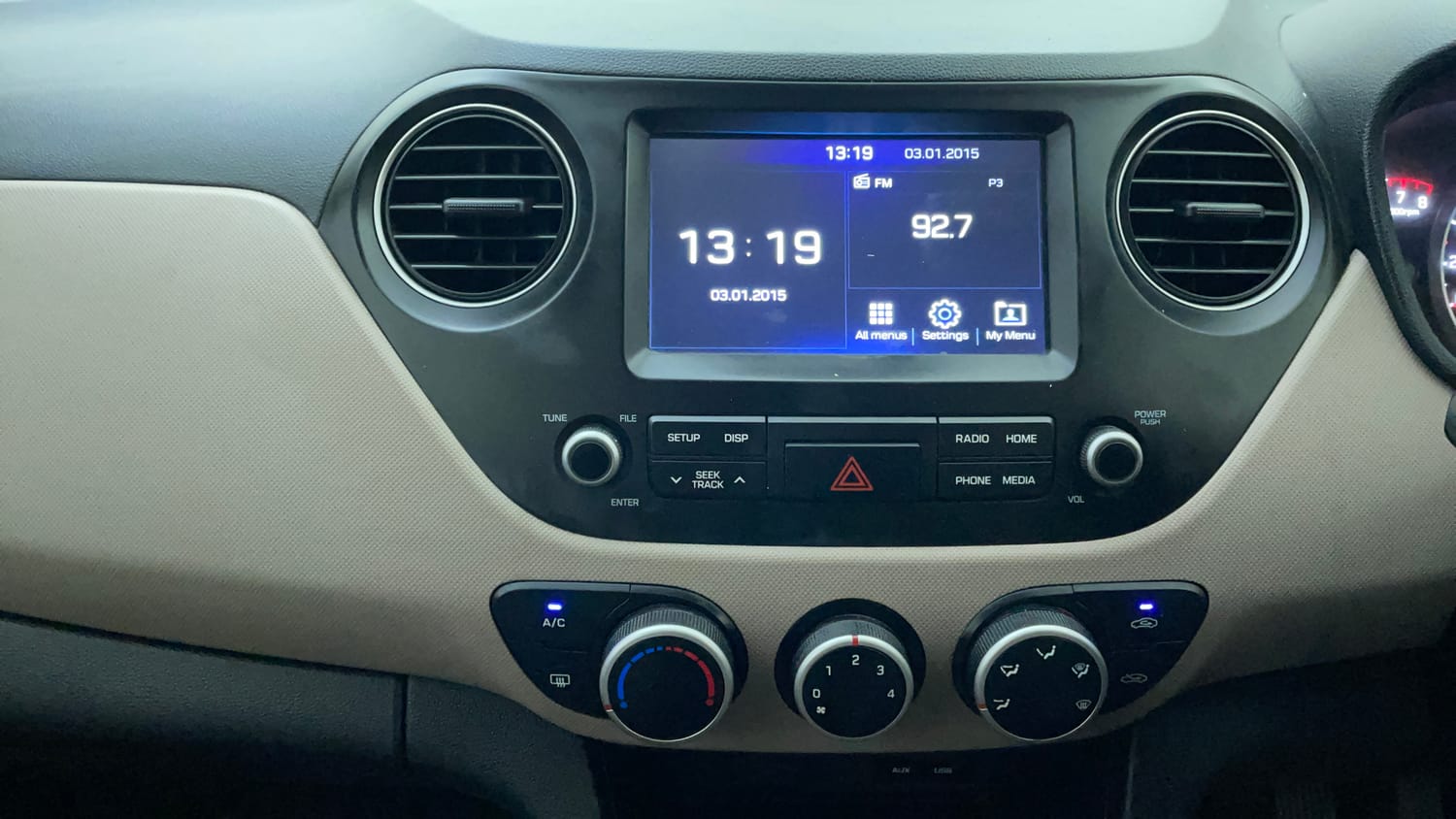 Used 2019 Hyundai Grand i10 Sportz 1.2 Kappa VTVT Petrol Manual interior MUSIC SYSTEM & AC CONTROL VIEW
