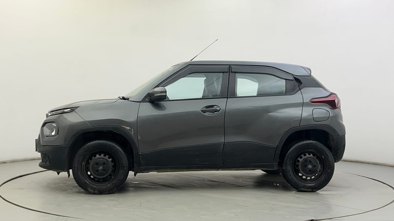 Used 2022 Tata Punch Pure Rhythm Pack MT Petrol Manual exterior LEFT SIDE VIEW