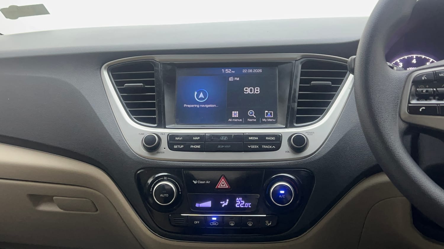 Used 2017 Hyundai Verna SX 1.6 VTVT Petrol Manual interior MUSIC SYSTEM & AC CONTROL VIEW