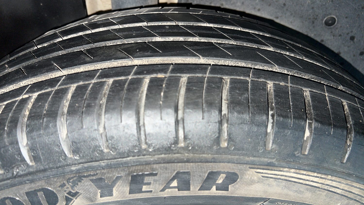 Used 2021 MG Motors Hector Sharp 1.5 Petrol CVT Petrol Automatic tyres RIGHT REAR TYRE TREAD VIEW