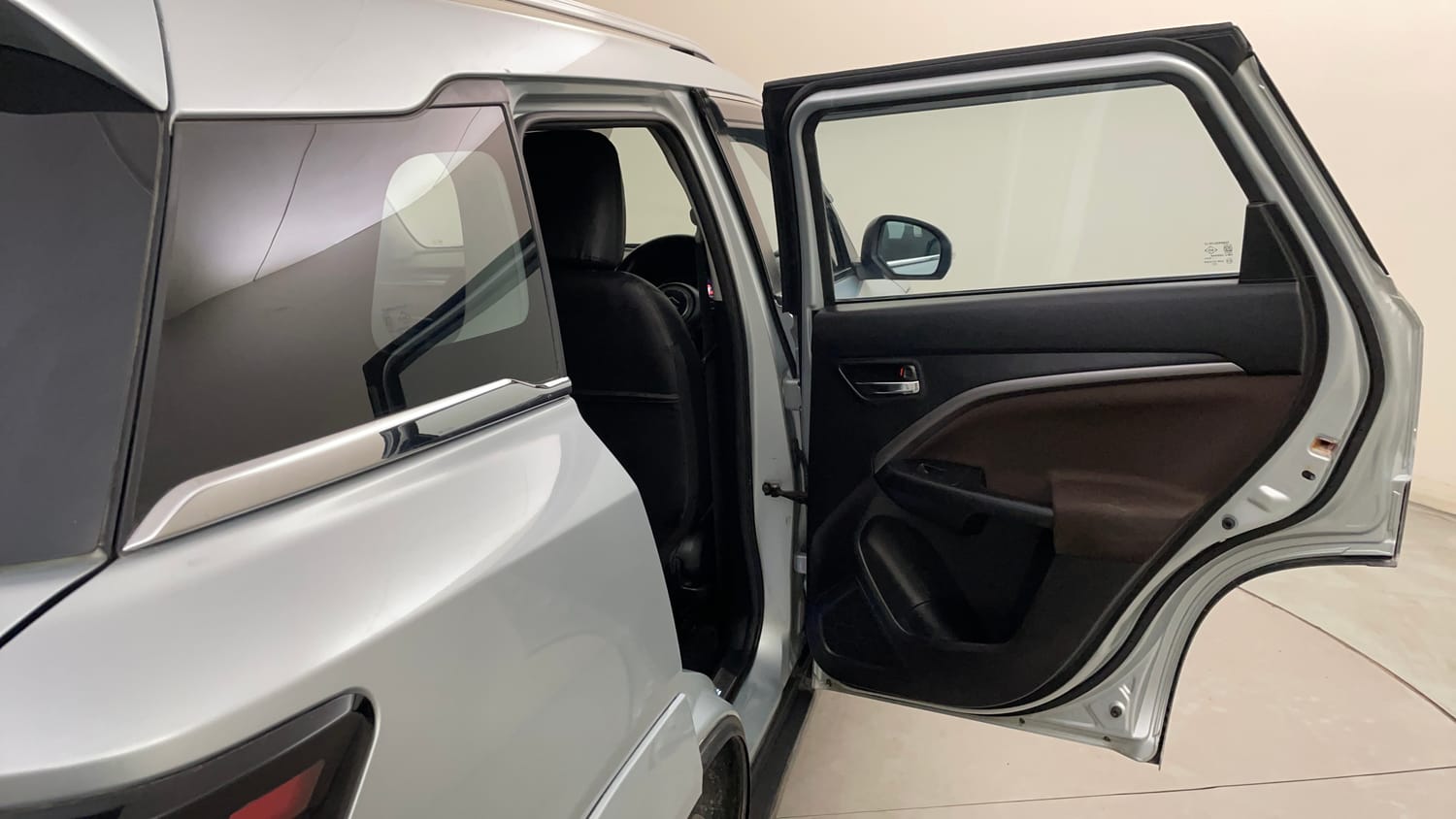 Used 2023 Maruti Suzuki Brezza ZXI AT Petrol Automatic interior RIGHT REAR DOOR OPEN VIEW