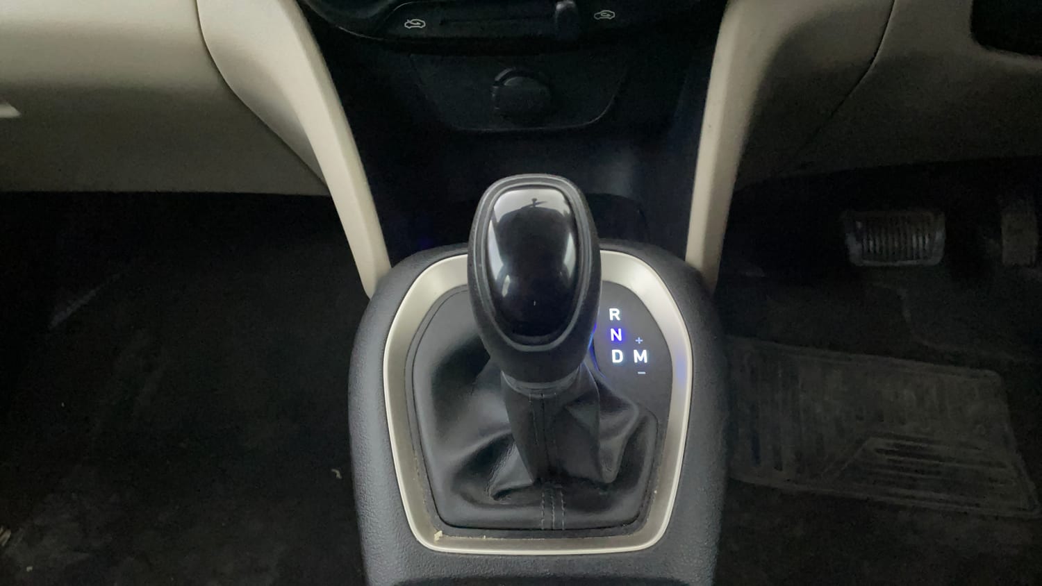 Used 2021 Hyundai Santro Magna AMT Petrol Automatic interior GEAR  KNOB VIEW